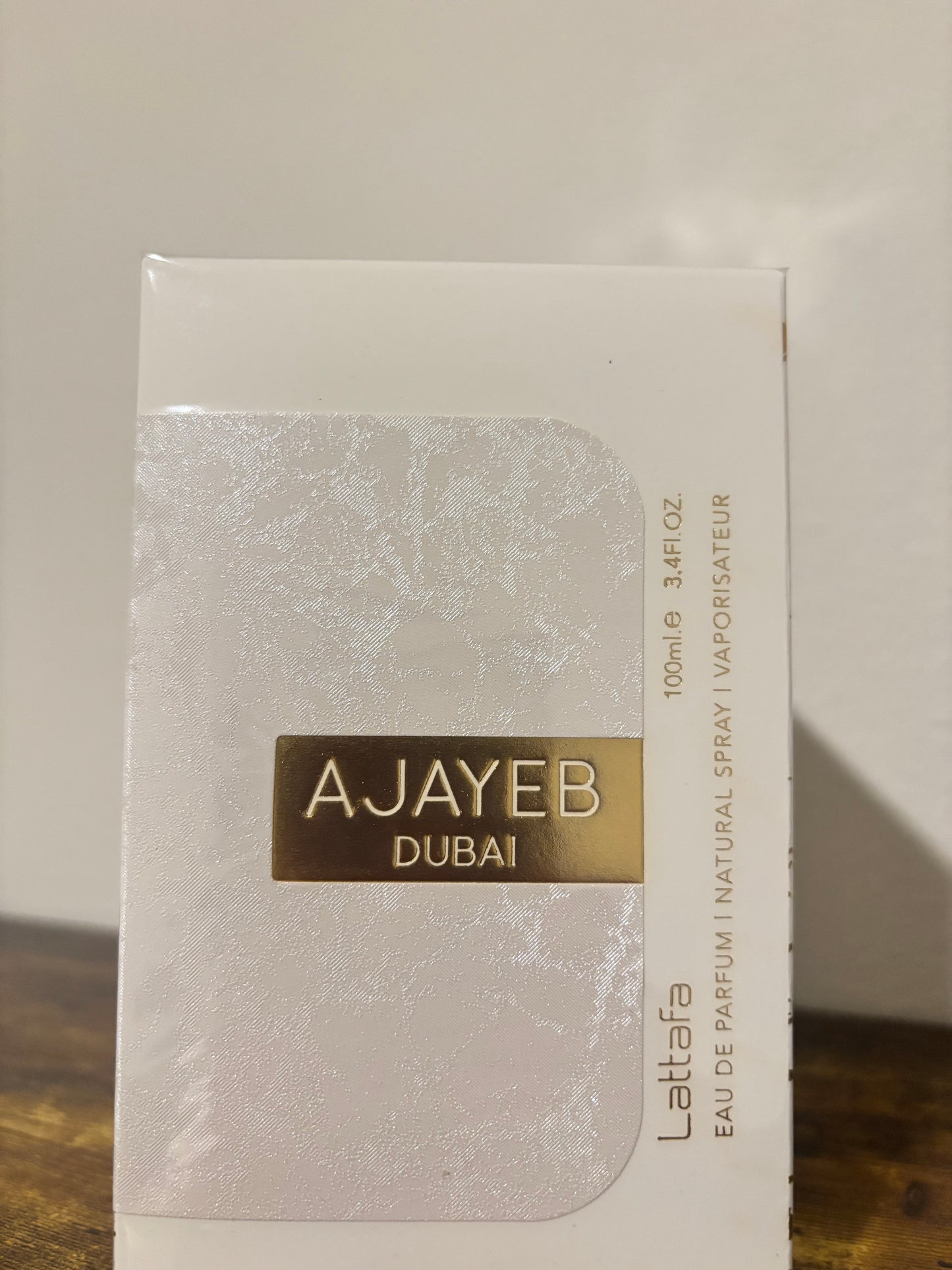 Lattafa Ajayeb Dubai Eau de Parfum (100 ml)